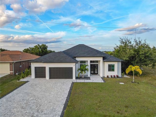 8 IDLE COURT, Placida, FL 33946