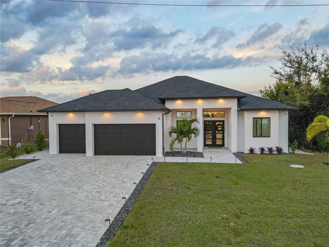 8 IDLE COURT, Placida, FL 33946