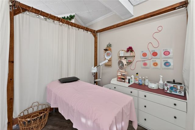 1267 Cranston Street, Cranston, RI 02920