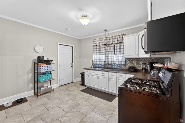 1267 Cranston Street, Cranston, RI 02920