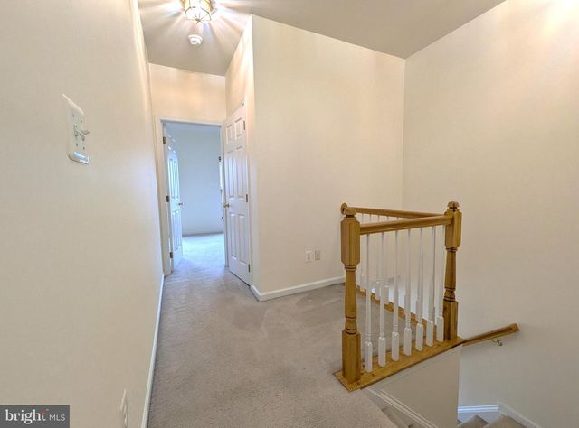 25015 RIDING CENTER DR, Chantilly, VA 20152