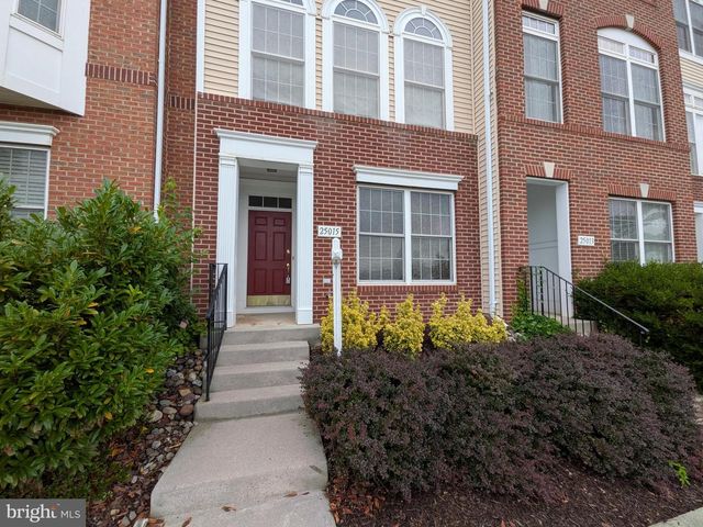 25015 RIDING CENTER DR, Chantilly, VA 20152