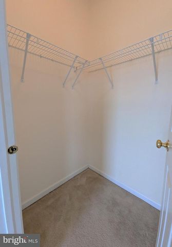 25015 RIDING CENTER DR, Chantilly, VA 20152