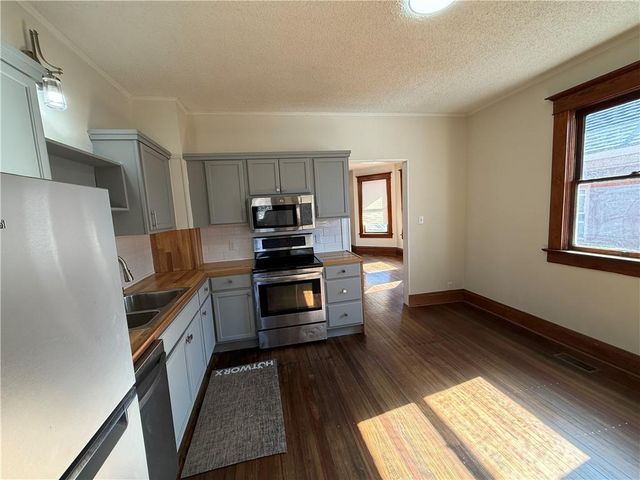 309 N 12th Street, Atchison, KS 66002