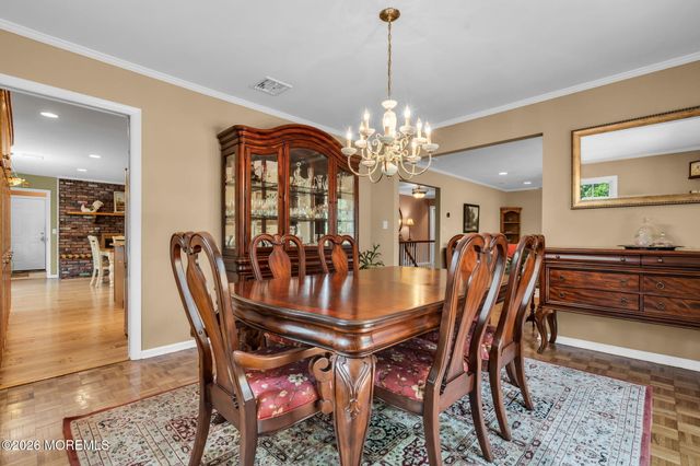 200 Pelican Road, Middletown, NJ 07748