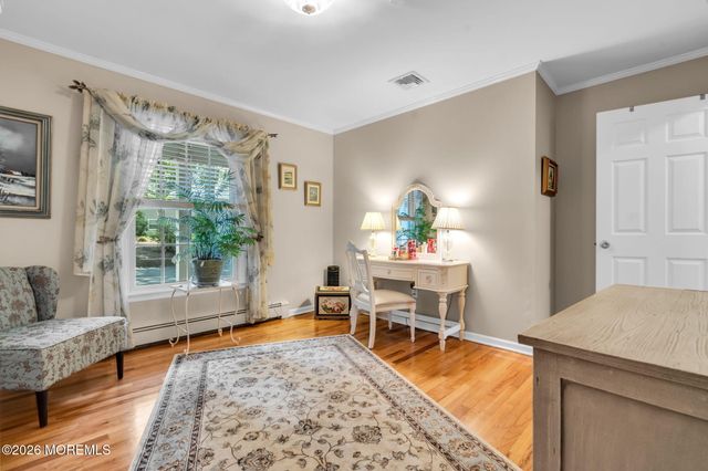 200 Pelican Road, Middletown, NJ 07748