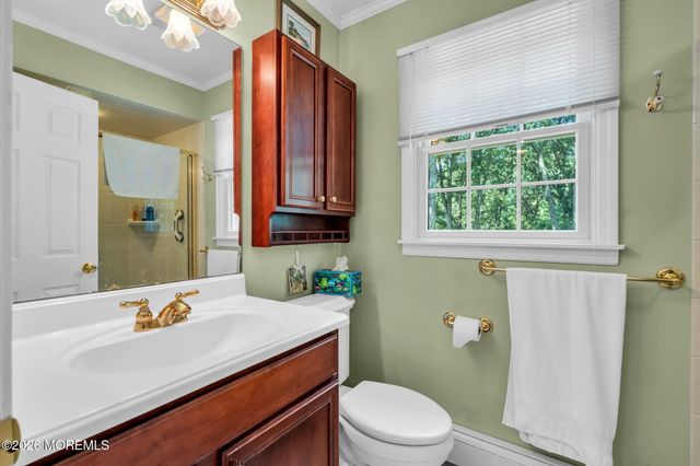 200 Pelican Road, Middletown, NJ 07748