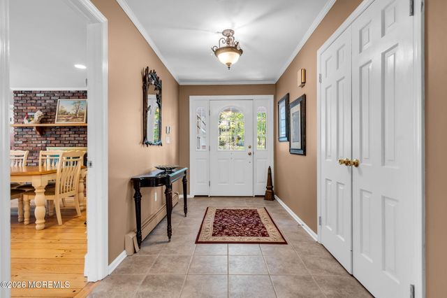 200 Pelican Road, Middletown, NJ 07748