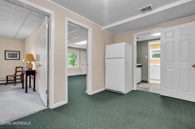200 Pelican Road, Middletown, NJ 07748