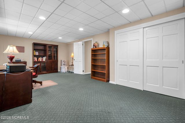 200 Pelican Road, Middletown, NJ 07748