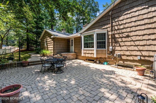 200 Pelican Road, Middletown, NJ 07748
