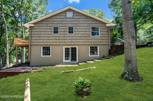 200 Pelican Road, Middletown, NJ 07748
