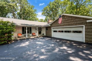 200 Pelican Road, Middletown, NJ 07748