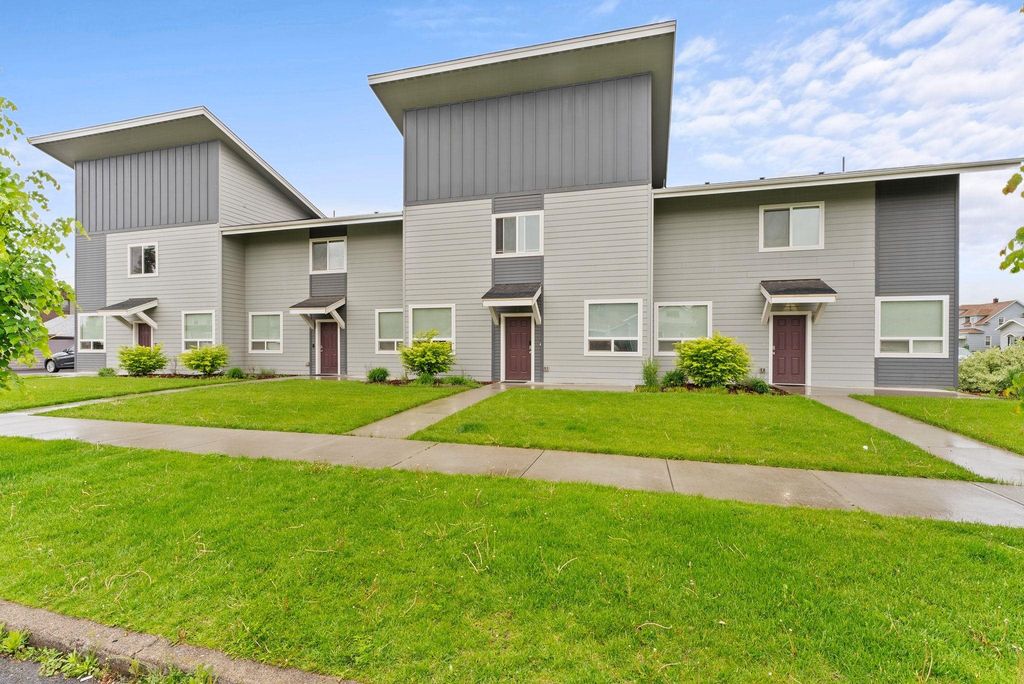 228 E Baldwin Ave, Spokane, WA 99207