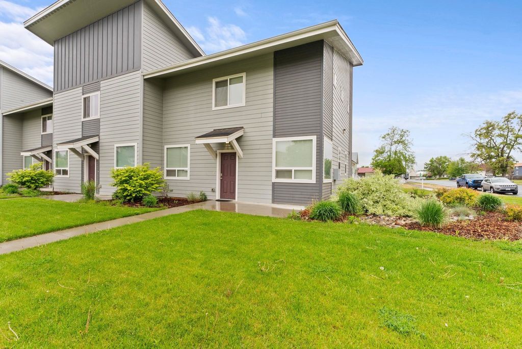 228 E Baldwin Ave, Spokane, WA 99207 photo 3