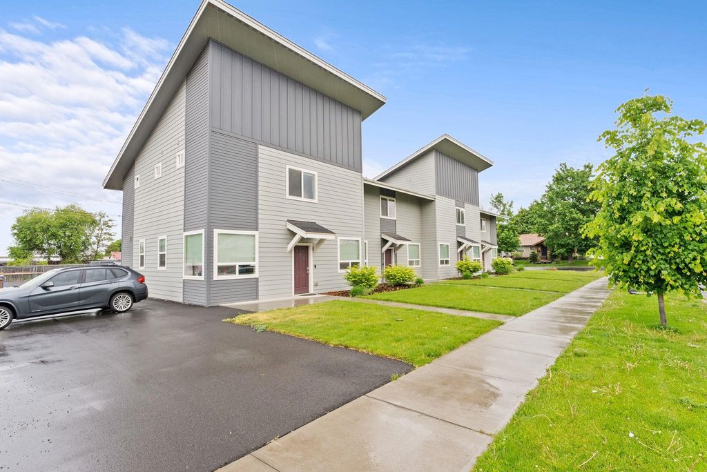 228 E Baldwin Ave, Spokane, WA 99207 photo 4