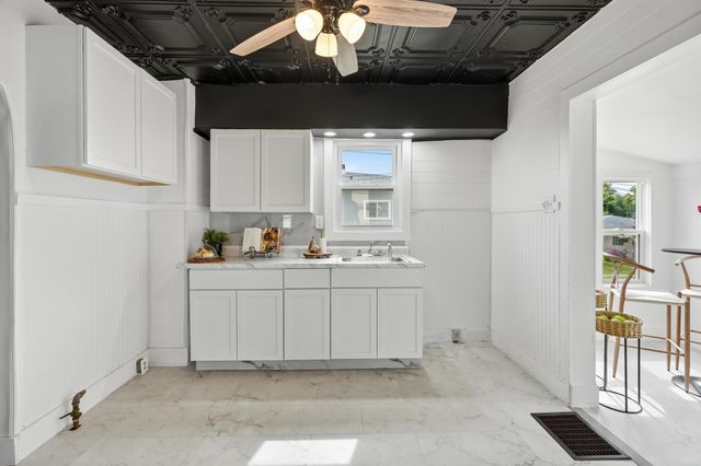 3846 173rd Street, Hammond, IN 46323
