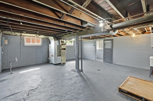 3846 173rd Street, Hammond, IN 46323