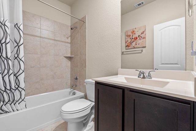 4207 Whispering Willow Way, Arlington, TX 76005