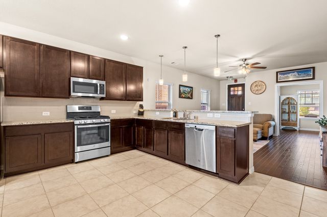 4207 Whispering Willow Way, Arlington, TX 76005