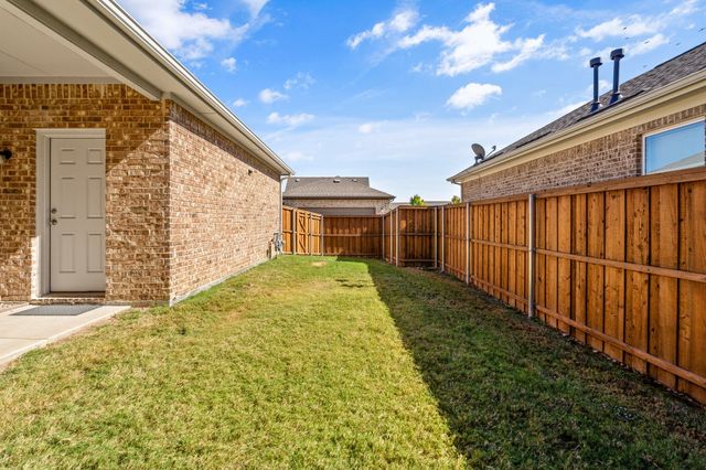 4207 Whispering Willow Way, Arlington, TX 76005