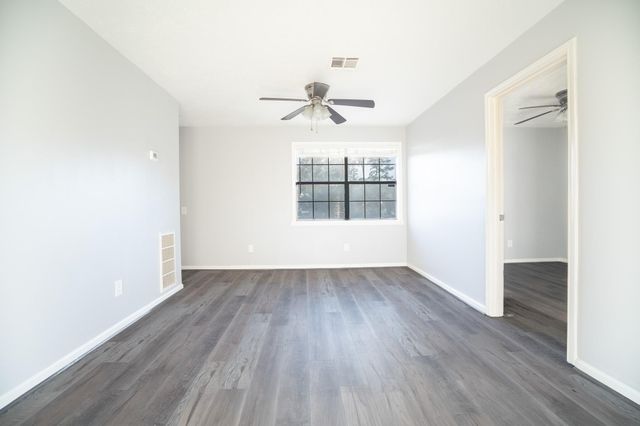 5214 Lodge Creek Drive, Houston, TX 77066