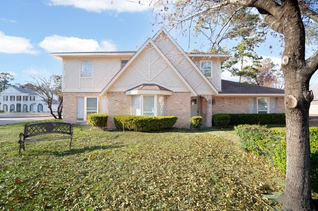 5214 Lodge Creek Drive, Houston, TX 77066
