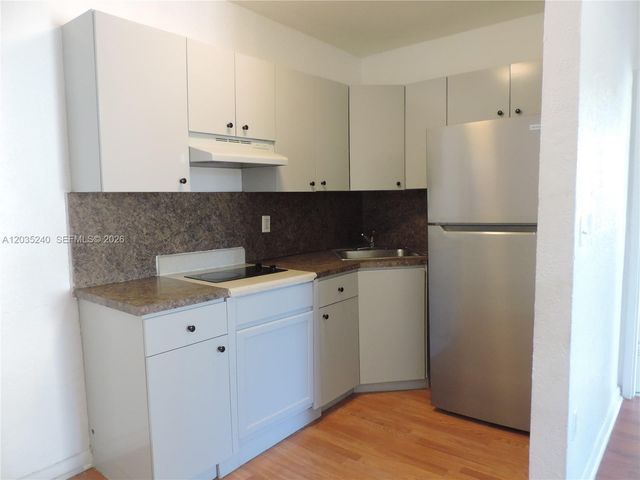 3615 Thomas Avenue 11, Miami, FL 33133