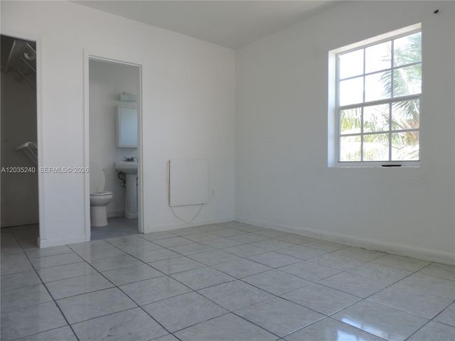 3615 Thomas Avenue 11, Miami, FL 33133