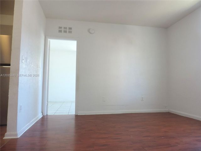 3615 Thomas Avenue 11, Miami, FL 33133