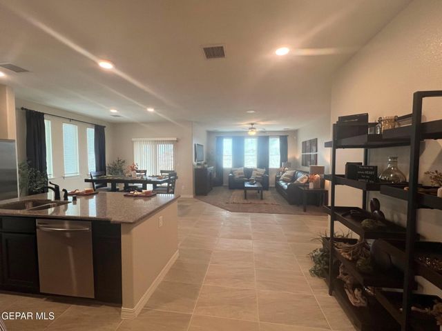 12773 Carefree Avenue, El Paso, TX 79928