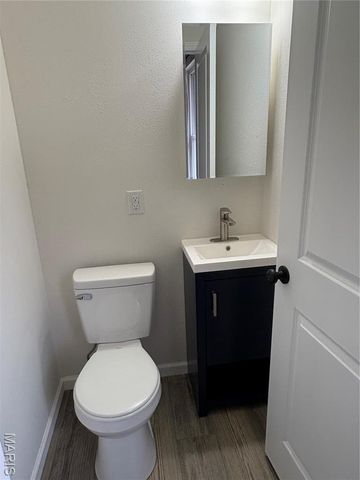 24 Brooker Court, St Peters, MO 63376