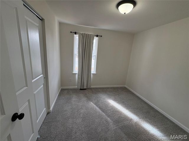 24 Brooker Court, St Peters, MO 63376