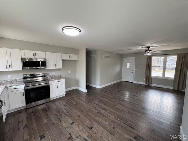 24 Brooker Court, St Peters, MO 63376