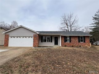 24 Brooker Court, St Peters, MO 63376