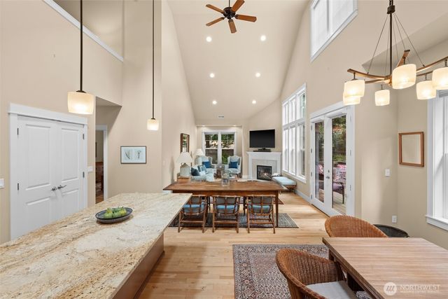 3113 Emerald Lane, Gig Harbor, WA 98335