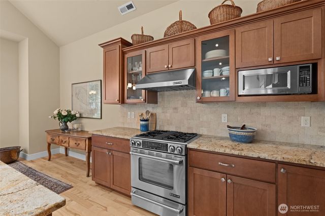 3113 Emerald Lane, Gig Harbor, WA 98335