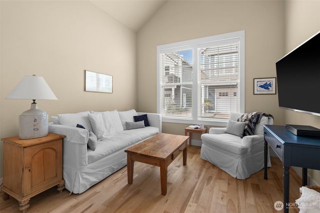 3113 Emerald Lane, Gig Harbor, WA 98335