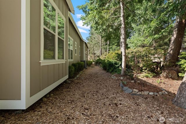 3113 Emerald Lane, Gig Harbor, WA 98335