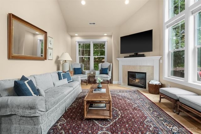 3113 Emerald Lane, Gig Harbor, WA 98335