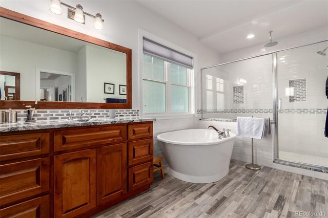 909 signal Court, Timnath, CO 80547