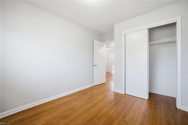 39 Longwood DR, Hampton, VA 23669