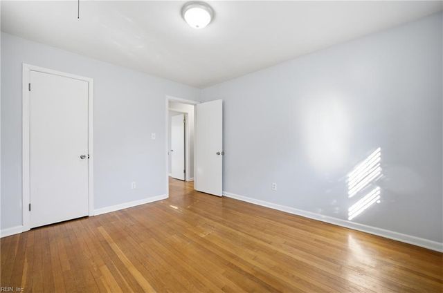 39 Longwood DR, Hampton, VA 23669