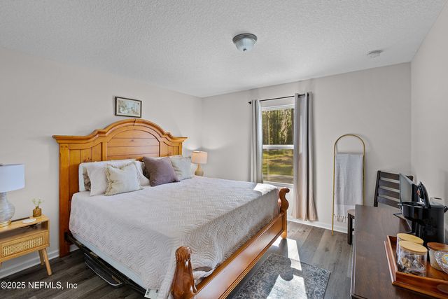 102 LANDMARK Avenue, Satsuma, FL 32189