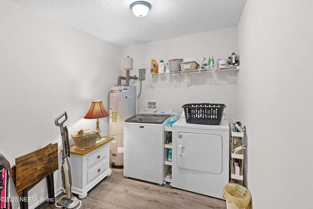 102 LANDMARK Avenue, Satsuma, FL 32189