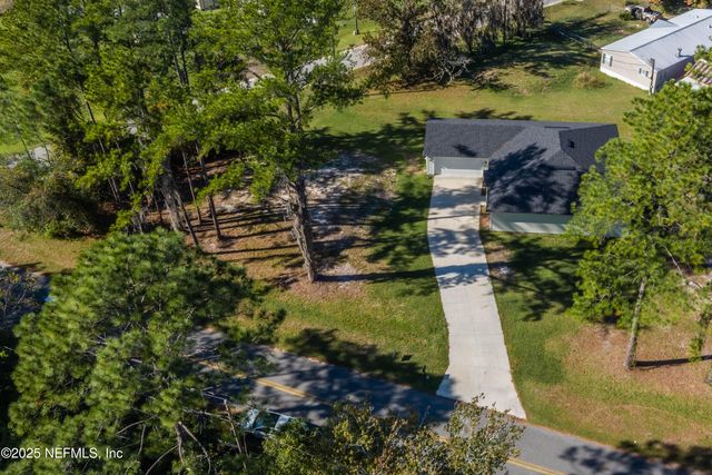 102 LANDMARK Avenue, Satsuma, FL 32189