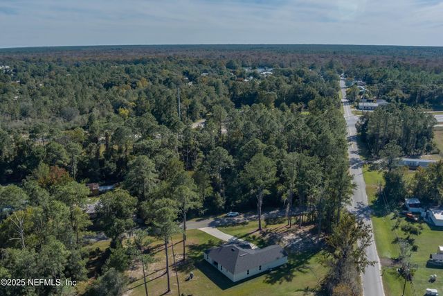 102 LANDMARK Avenue, Satsuma, FL 32189