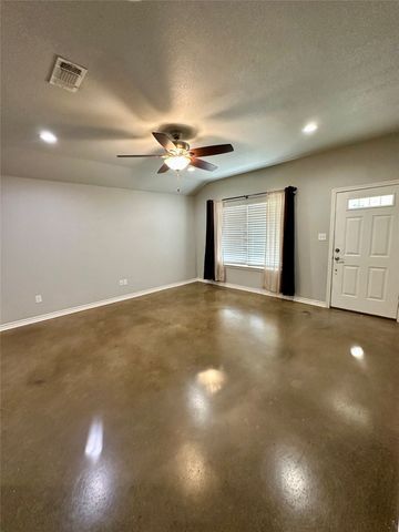134 Dennis Drive, Azle, TX 76020