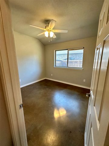 134 Dennis Drive, Azle, TX 76020