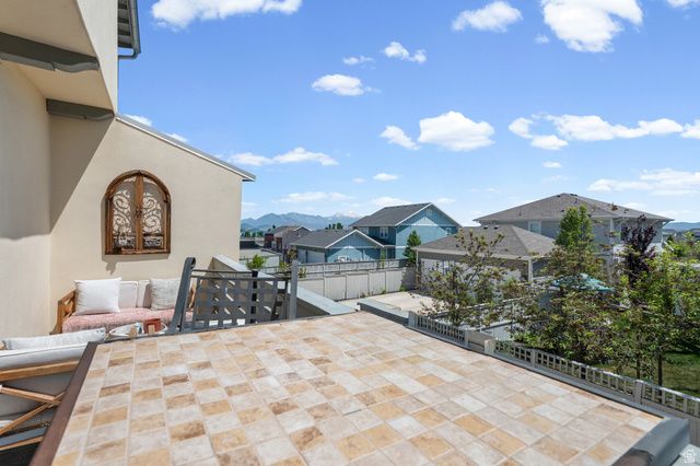 4893 W SOUTH JORDAN PKWY, South Jordan, UT 84009